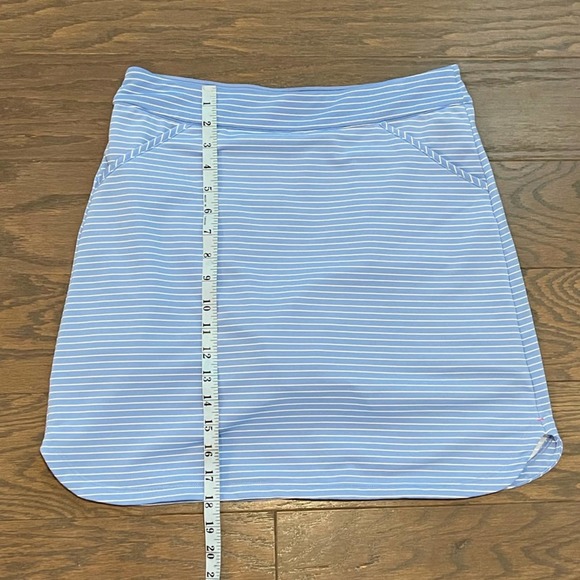Peter Millar Golf Skort Blue White Striped Polyester SZ Small - Picture 2 of 8